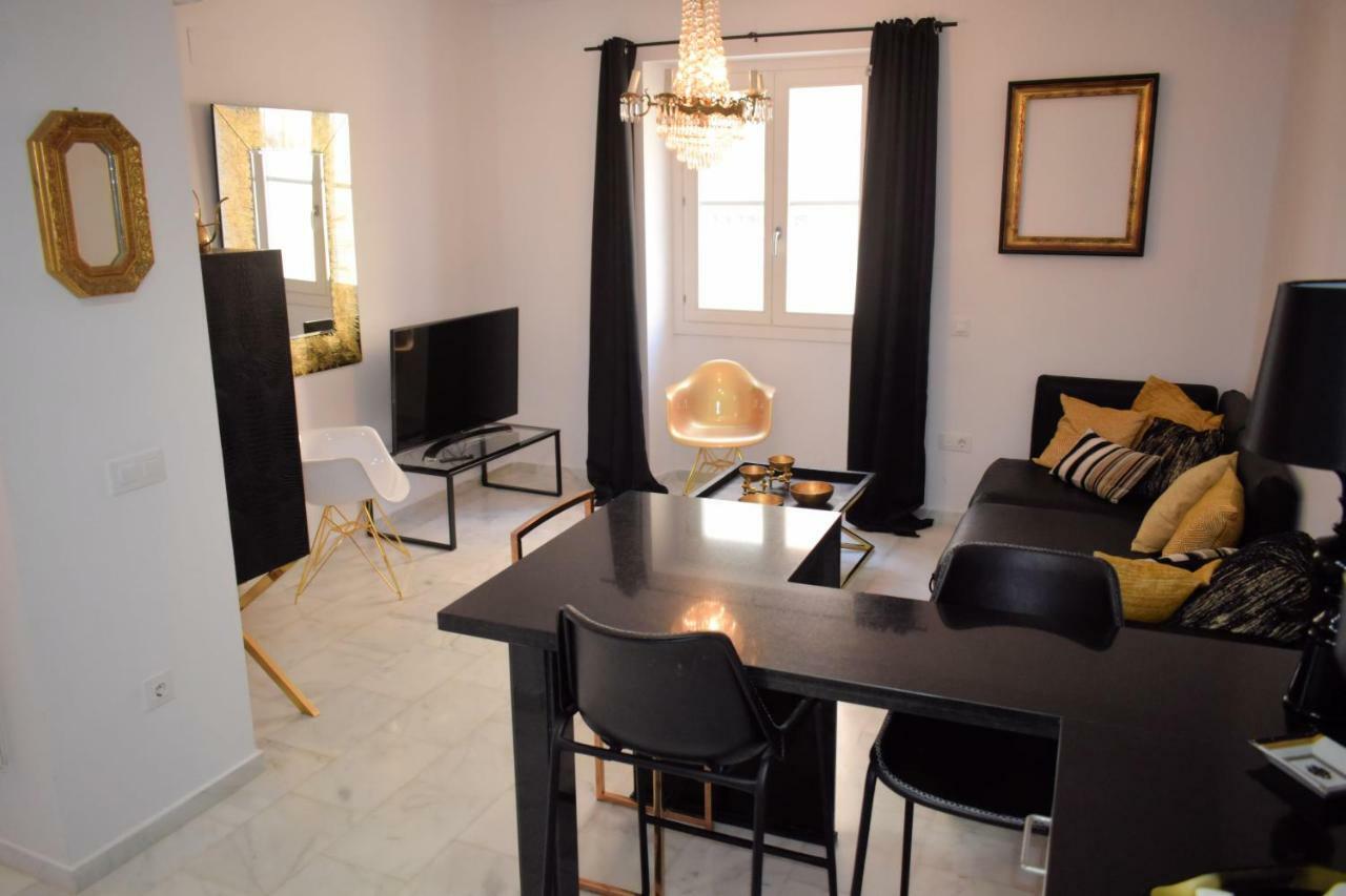Apartamento Luxury Apartment กาดิซ ภายนอก รูปภาพ